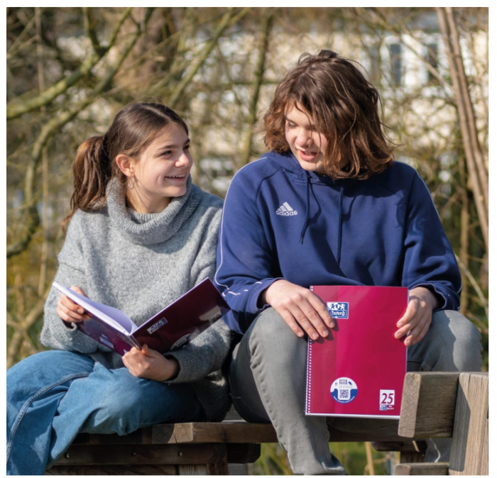 Caiet de romana cu spirala Oxford School 90 g/m² 100050355 A4+, 80 de coli, perforat [6]