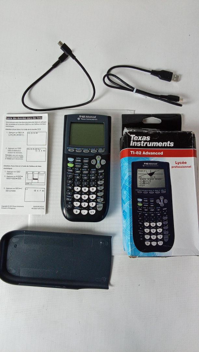 Calculator stiintific grafic avansat Texas Instruments TI-82 [3]