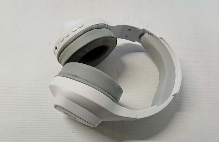 Casti de gaming fara fir Newskill Seth Ivory, RGB, alb [4]