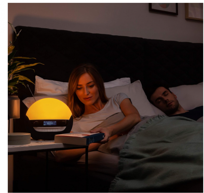 Ceas cu alarmă Lumie Bodyclock Luxe 750DAB, radio DAB, difuzor Bluetooth [4]