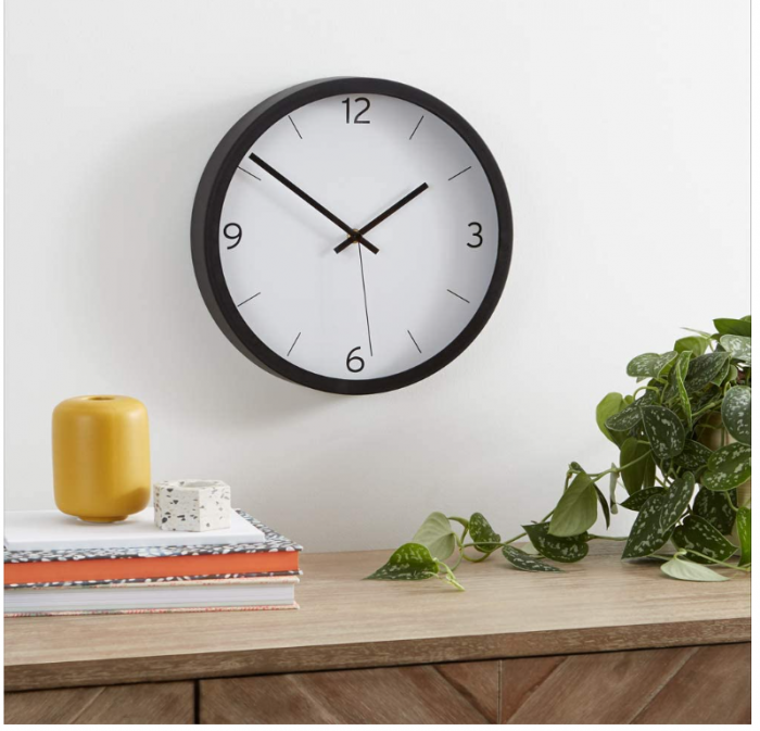 Ceas de perete modern Amazon Basics [5]