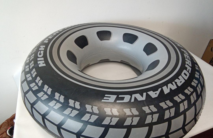 Colac de inot Intex Giant Tyre, model roata de masina, 91 cm [6]