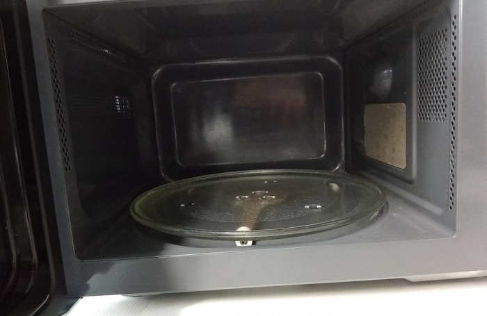 Cuptor cu microunde Bosch FFL023MW0 Seria 2, 26 x 44 cm, 800 W [6]