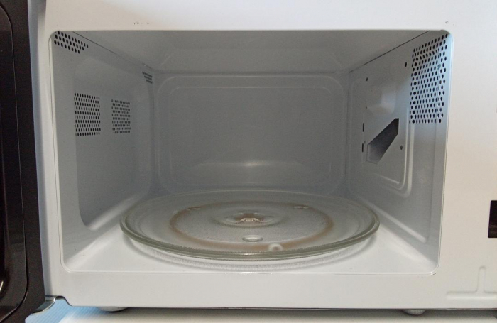 Cuptor cu microunde digital Swan Nordic, 20L, 6 trepte de funcționare, putere 800W, temporizator 30 minute, mod dezghețare, efect lemn, alb mat [7]