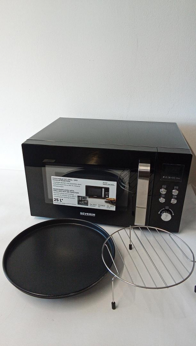 Cuptor cu microunde SEVERIN 3 în 1 cu funcție grătar și aer cald până la 200 °C, negru, MW 7752, negru [2]