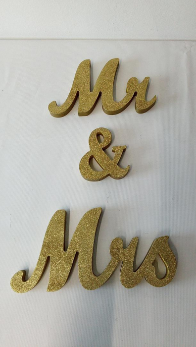 Decor pentru nuntă cu "Mr and Mrs" (Domn si Doamna), din lemn, cu sclipici auriu [2]