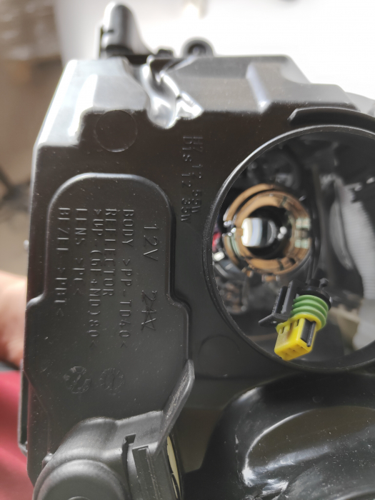 Far dreapta Ford Focus II (DA_, HCP, DP) bi-xenon HELLA 1EL 354 807-061 [8]