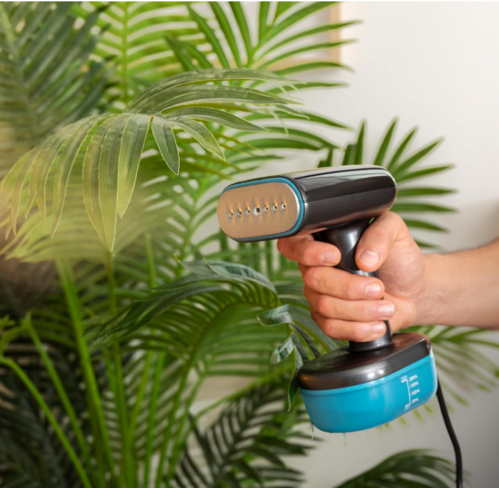 Fier de calcat vertical cu abur Cecotec IronHero 1800 Force, 1800 W, abur continuu de 35 g/min [10]