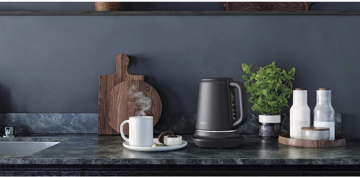 Fierbător AEG K7-1-6BP, 1.7L, afișaj LED, gri [7]