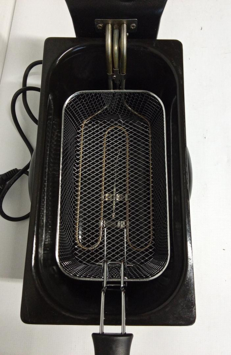 Friteuza cu ulei Bestron AF357B, 2000W, 3.5L, negru [4]