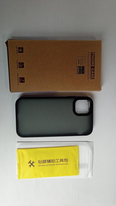 Husă Hensinple pentru iPhone 11, cu folie protectie sticlă securizată, negru [2]