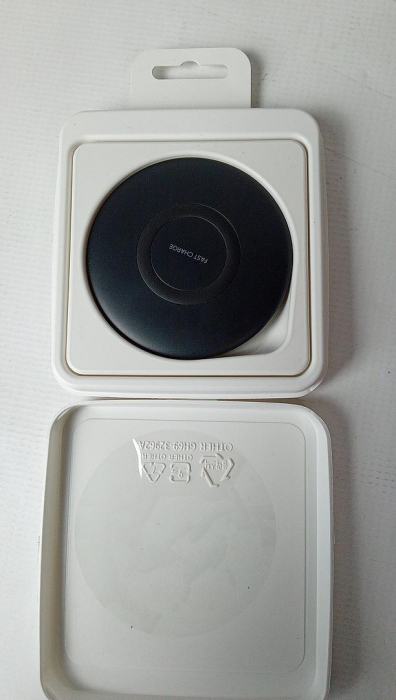 Încărcător Wireless Fast Charging Samsung Slim Pad, negru [3]