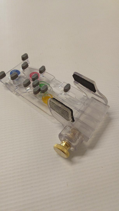 Instrument auxiliar pentru a invata chitara pentru incepatori [4]