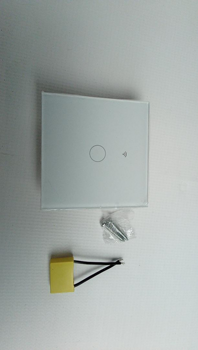 Intrerupator inteligent cu touch Rovo FN1C, Wi-Fi, fara nul, 1 canal, 10A, RF 433MHz, sticla securizata, Tuya, Life Smart, compatibil Amazon Alexa/Google Assistant, Alb [2]