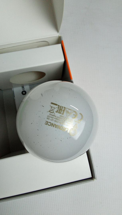 LEDVANCE Bec LED inteligent cu Wifi, E27, Alb cald (2700K), 75W [2]