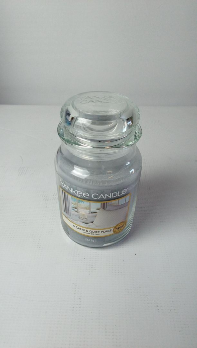 Lumanare parfumata in borcan Yankee, gri [3]