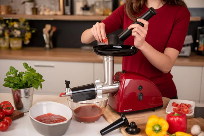Masina de tocat carne VORTEX VO4018RD, 1kg/min, 1600W, accesoriu suc de rosii/carnati [8]