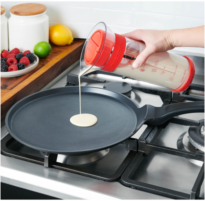 Mixer Mastrad pentru prepararea aluatului lichid (crepes, vafe, clatite), 700 ml, rosu [7]