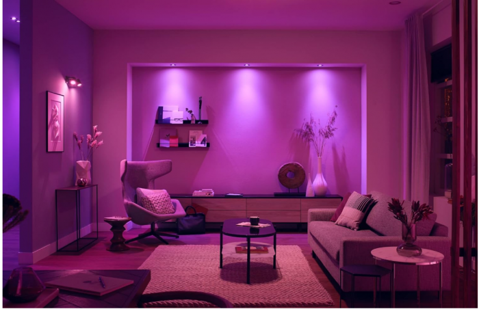 Pachet 3 spoturi incastrate LED RGB inteligente Philips Hue Centura, 3 x 250 lumeni [4]