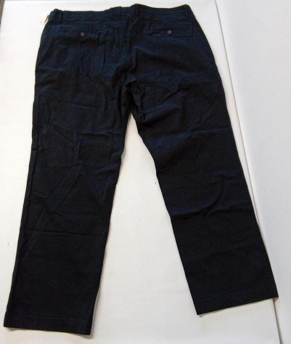 Pantaloni chino pentru barbati Amazon Essentials, Slim Fit Casual Stretch, negru, 42W/30L [3]