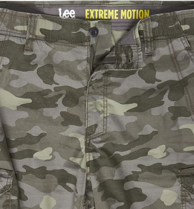 Pantaloni scurti cargo pentru barbati Lee Extreme Motion, Woodland Camo, 34W [6]
