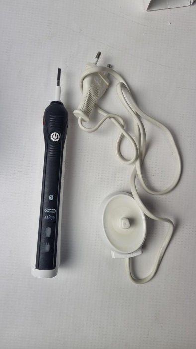 Periuță de dinți electrică Oral-B Smart 4 4500 CrossAction [3]