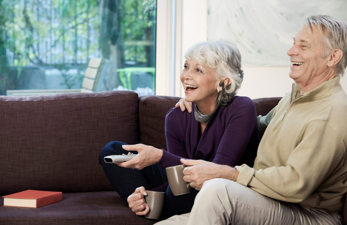 Philips E8005BK/10 Căști fără fir pentru televizor In-Ear cu conexiune digitală wireless, rază de 40 m [7]