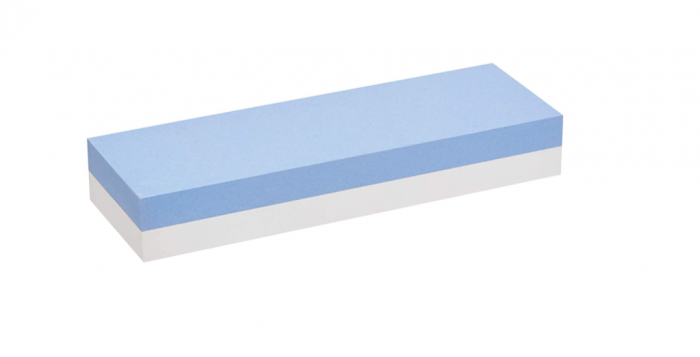 Piatra de ascutit cutite Amazon Basics, granulație dublă 1000/6000 cu bază de bambus antiderapant [7]