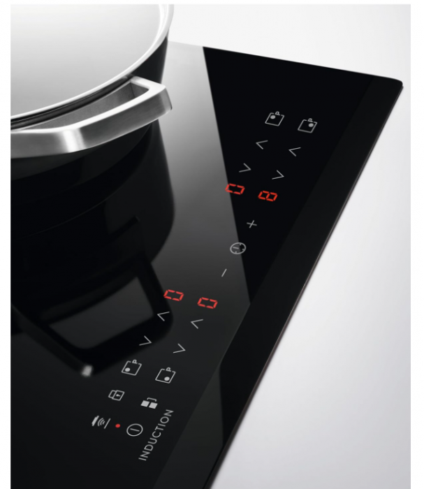 Plită cu inducție Electrolux LIT60336, 3 zone, Touch Control Negru 60cm [4]