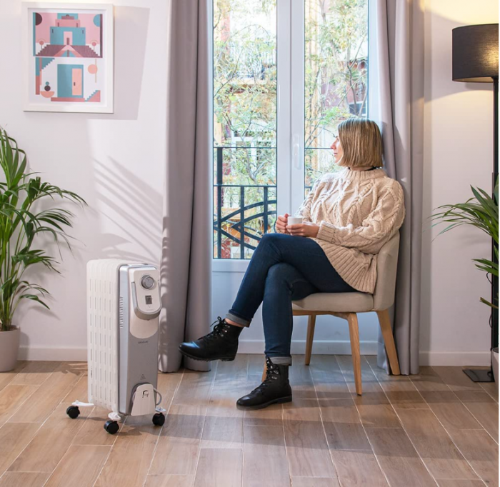 Radiator cu ulei Cecotec ReadyWarm 7000 Space 360º, 1500 W, 7 module de încălzire, 3 niveluri de putere, mâner, roți și sistem dublu de siguranță, 18 m², alb [2]