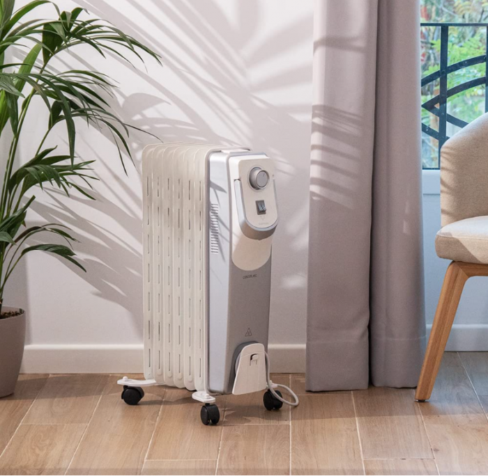 Radiator cu ulei Cecotec ReadyWarm 7000 Space 360º, 1500 W, 7 module de încălzire, 3 niveluri de putere, mâner, roți și sistem dublu de siguranță, 18 m², alb [7]