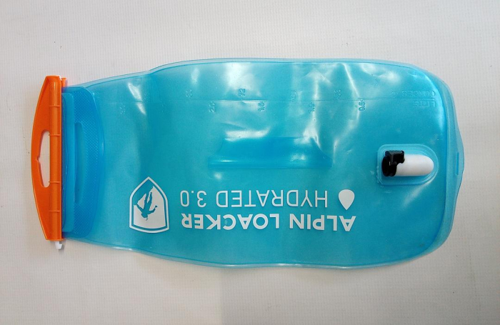 Recipient hidratare pentru sport și în aer liber Alpin Loacker 3L [3]