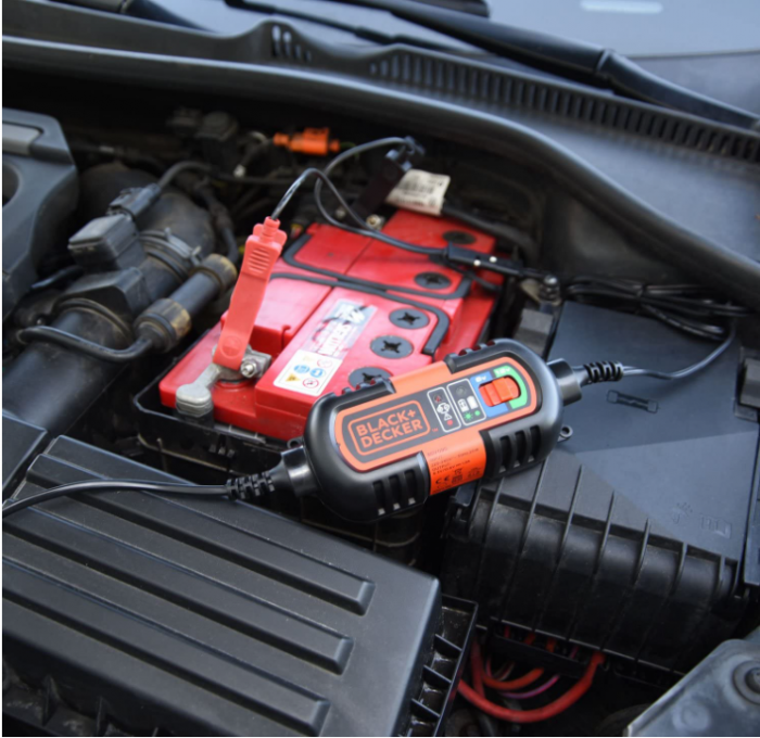 Redresor Black + Decker BDV090 6/12 volti [5]