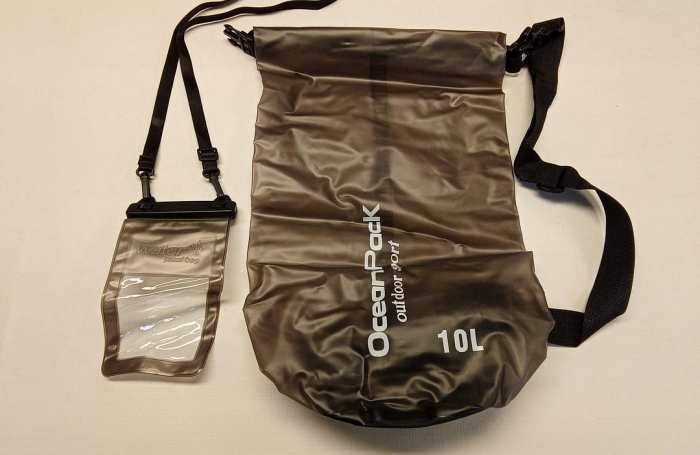 Sac impermeabil si husă impermeabilă pentru telefon Ocean Pack, 10L, negru [2]