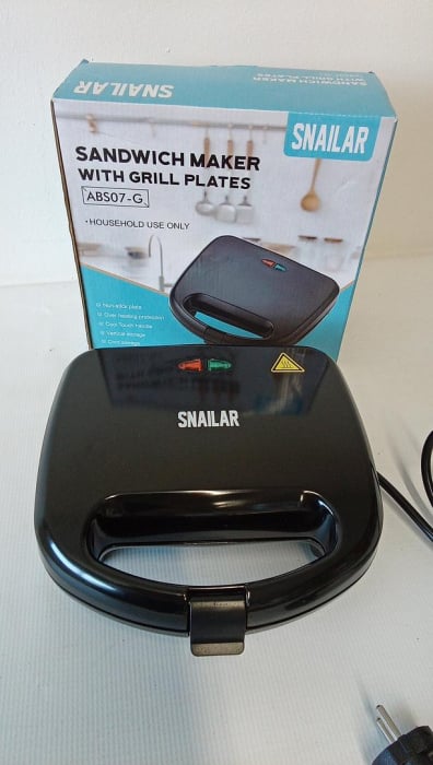 Sandwich-maker Snailar cu plăci de grătar antiaderente, 750 W, negru [2]