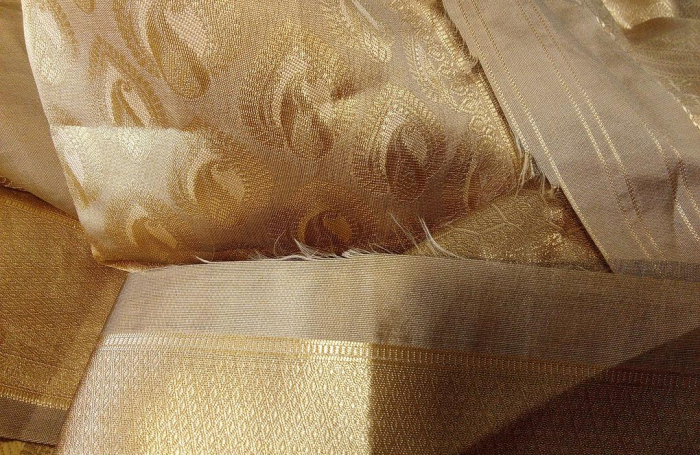 Sari de mătase din Kerala Banarasi, Jaanvi, auriu [4]