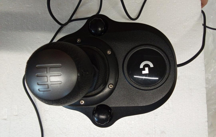 Schimbator de viteze Logitech Driving Force pentru G29/G920/G923, 6 viteze [3]