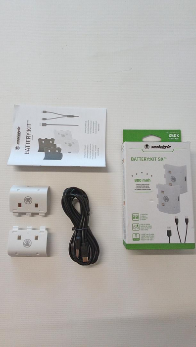 Set 2 Acumulatori Snakebyte pentru Controller Xbox Series X, 800mAh, Alb [2]