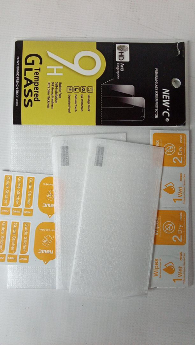 Set 2 Folii de protectie pentru ecran din sticla securizata NEW'C pentru iPhone 11, iPhone XR, duritate 9H [2]
