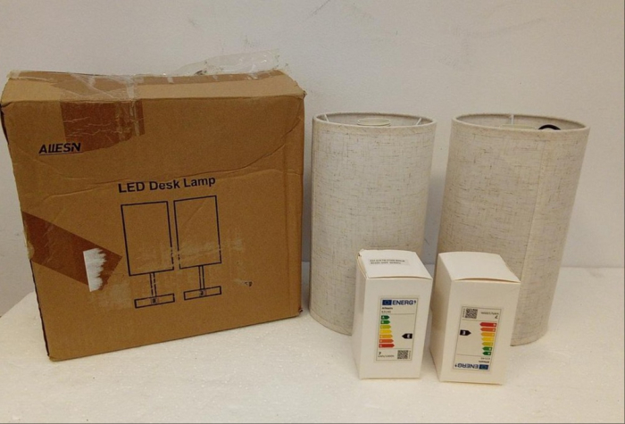 Set 2 lampi de noptiera LED Allesin, soclu bec E27, 2 porturi USB [2]