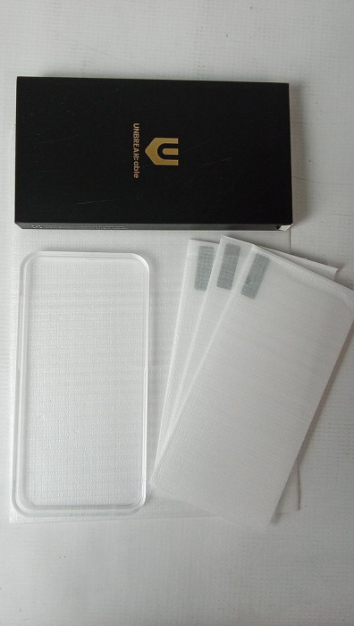 Set 3 folii de protectie ecran din sticla securizata UNBREAKcable pentru iPhone 14 Pro Max, 6,7 inci [2]