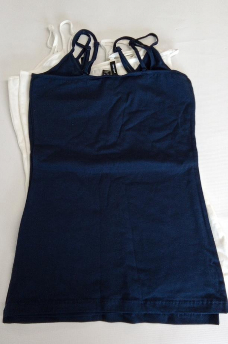 Set 3 Maiouri cu bretele subtiri, cu decolteu în V pentru femei Amazon Essentials, Marimea XS [2]