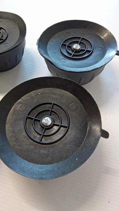 Set 4 picioruse antivibratii Nutabevr pentru mașină de spalat rufe, uscator, frigider [4]