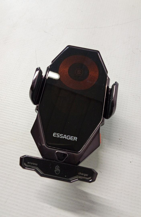 Suport auto cu incarcator pentru telefon mobil ESSAGER, cu ventuza [3]