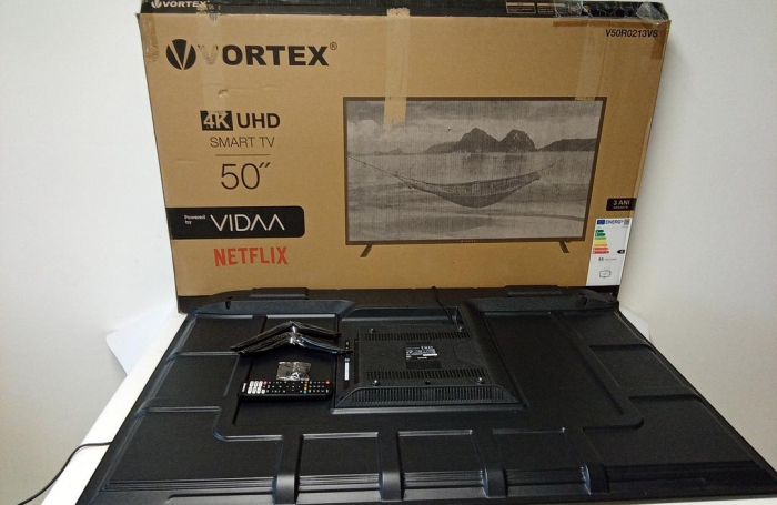 Televizor LED Smart VORTEX V50R0213VS, Ultra HD 4K, 123cm [8]