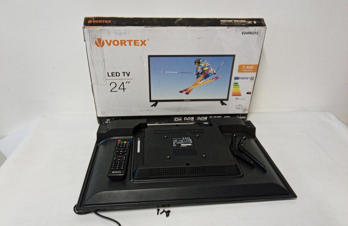 Televizor LED VORTEX V24R6212, HD, 61cm [3]