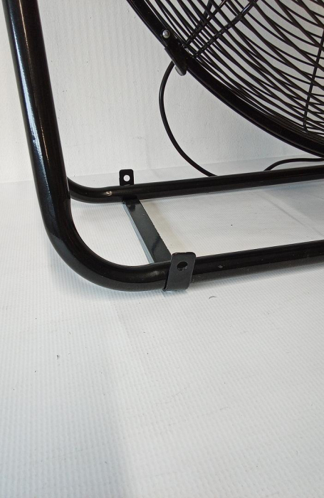 Ventilator industrial de podea Bastilipo Hurricane 140W din oțel inoxidabil cu 3 viteze, negru [4]