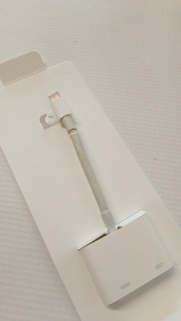 Adaptor Apple de la Lightning la Digital AV [2]