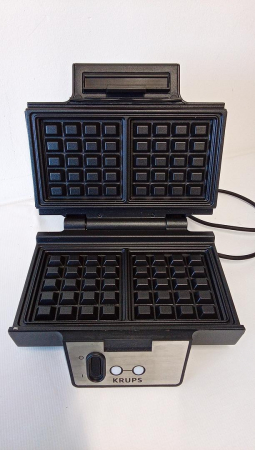 Aparat pentru preparat vafe/gofre Krups FDK251, 850W, 6x12x12 cm, Negru [1]