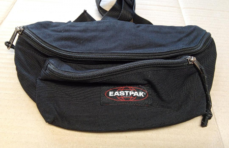 Borseta multifunctionala Eastpak Doggy, unisex, negru [1]